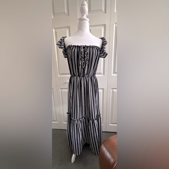Fashion Nova Black and White Striped off shoulder Dress - Picture 5 of 7